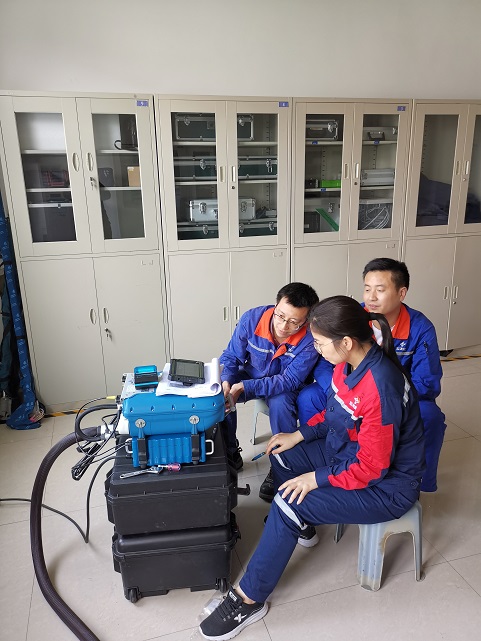 云南云天化公司pf-300分析仪原装版交货